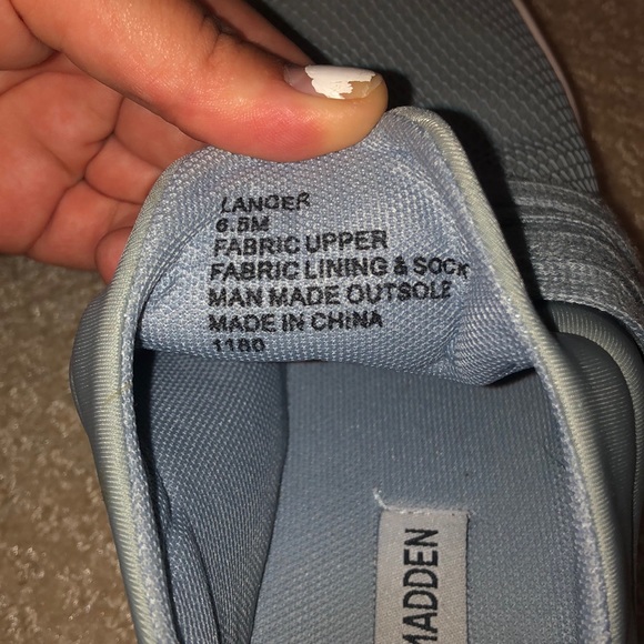 Powder Blue Steve Madden sneakers - Picture 4 of 4
